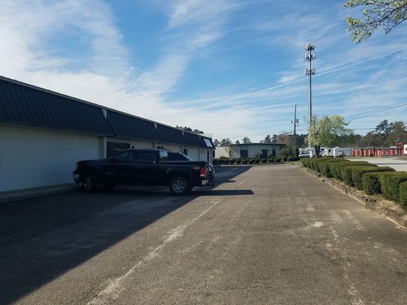 Office Warehouse: 1530 Crescent Dr, Augusta, GA 30909